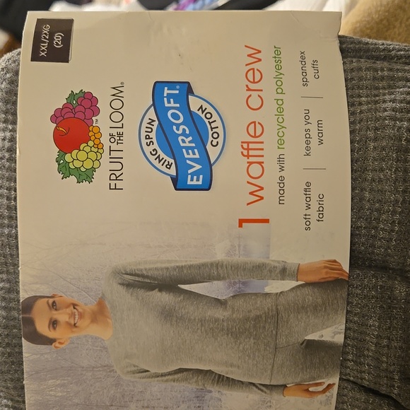 Fruit of the Loom Women's Eversoft Waffle Thermal Top, Sizes XXL(2XG) 20 - Picture 2 of 2